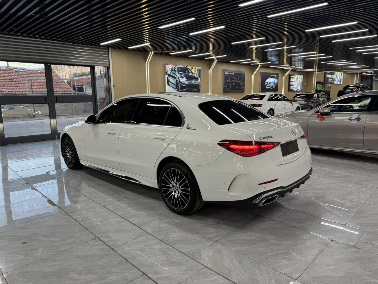 Mercedes-Benz C 200 L 2025