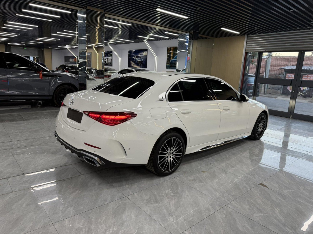 Mercedes-Benz C 200 L 2025