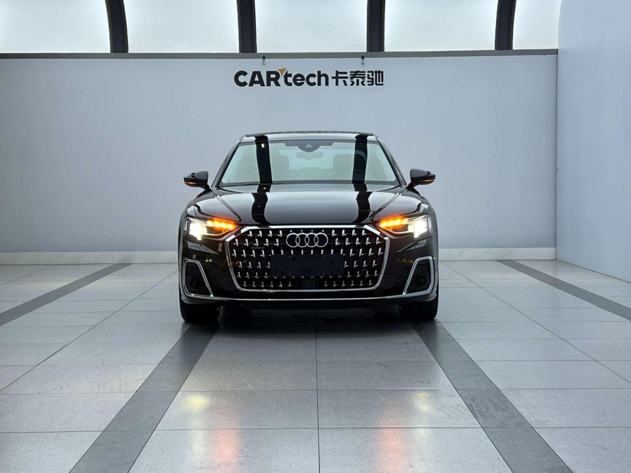 Audi A8L 50 TFSI 2023