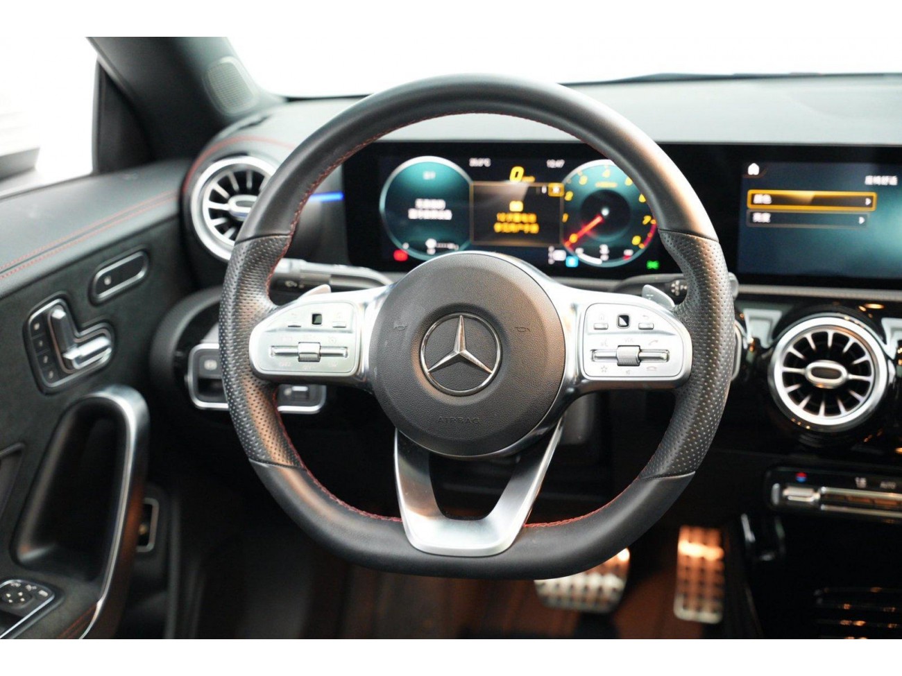 Mercedes-Benz CLA 200 2020