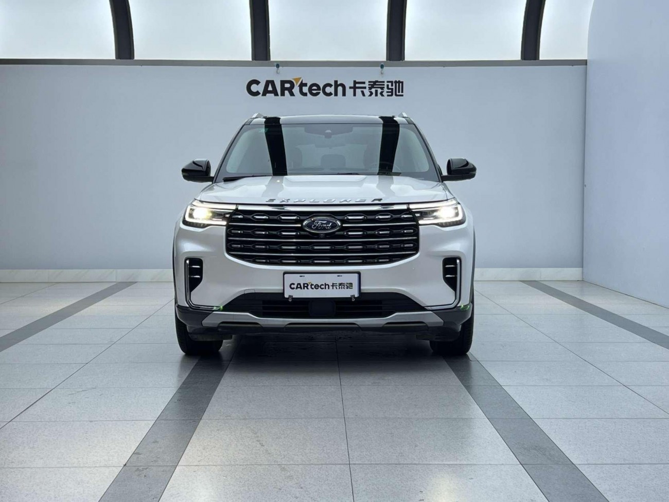 Ford Explorer 2023