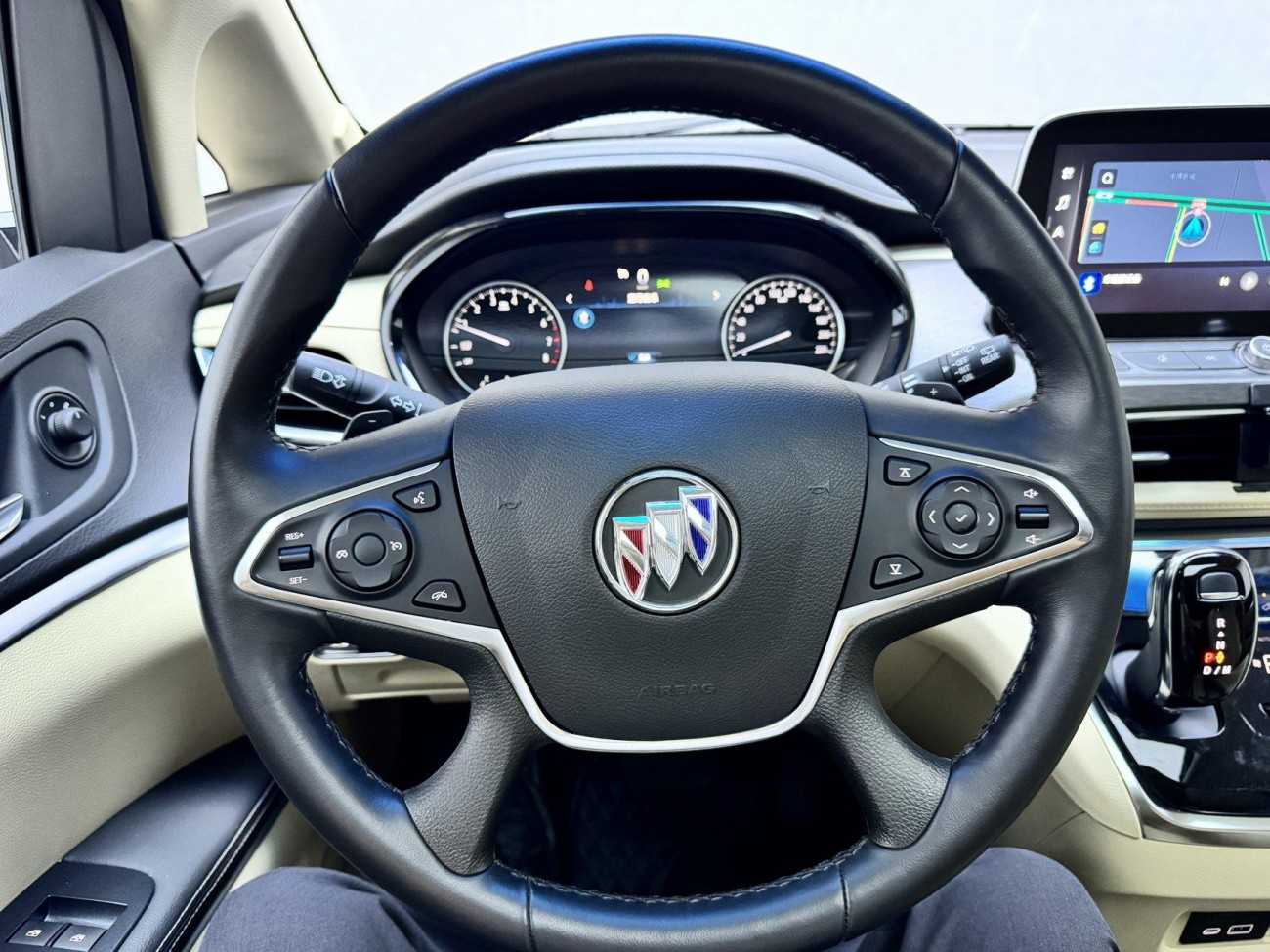 Buick GL8 2025