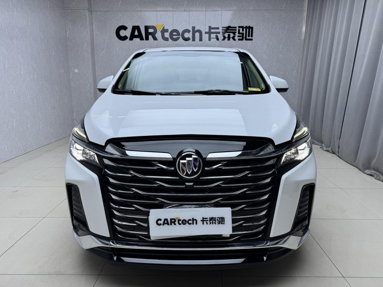 Buick GL8 2025