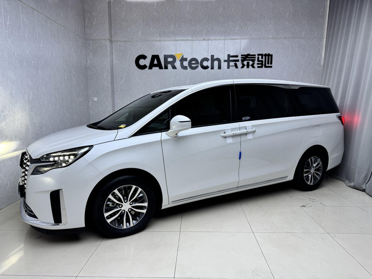 Buick GL8 2023