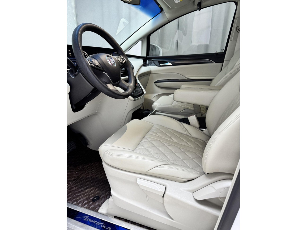 Buick GL8 2023