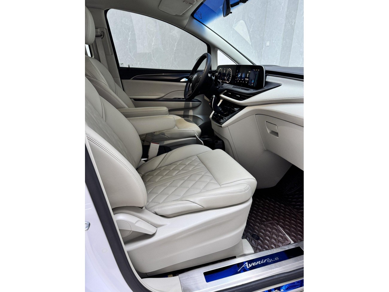 Buick GL8 2023