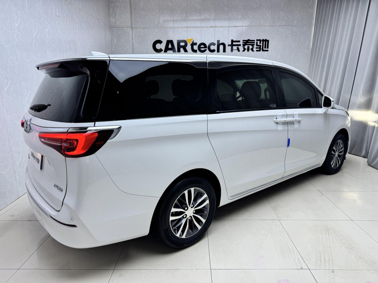 Buick GL8 2023