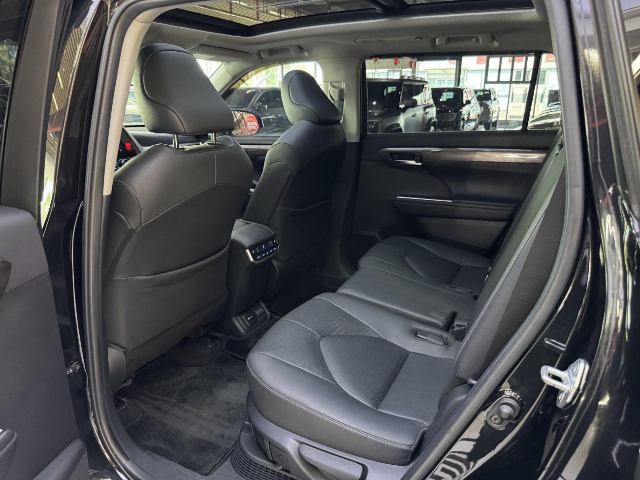 Toyota Highlander 2021