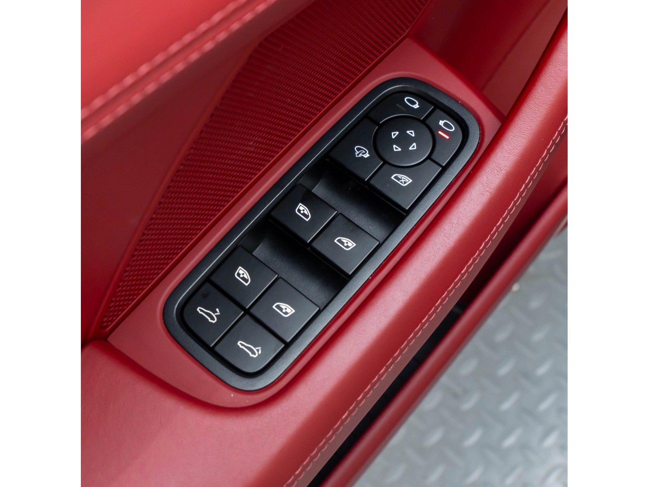 Porsche Panamera 2024