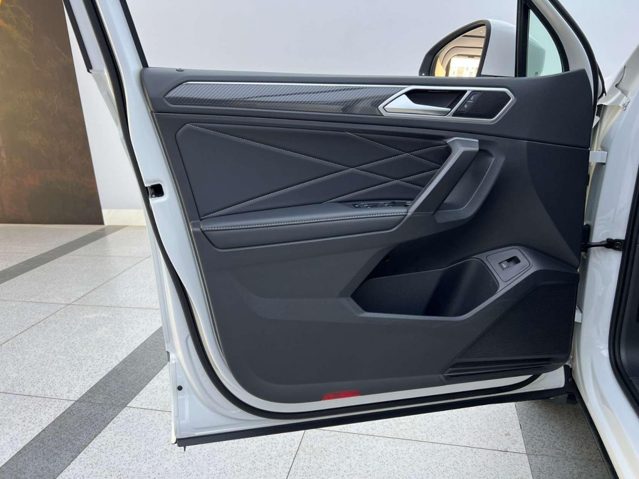 Volkswagen Tiguan L 2023