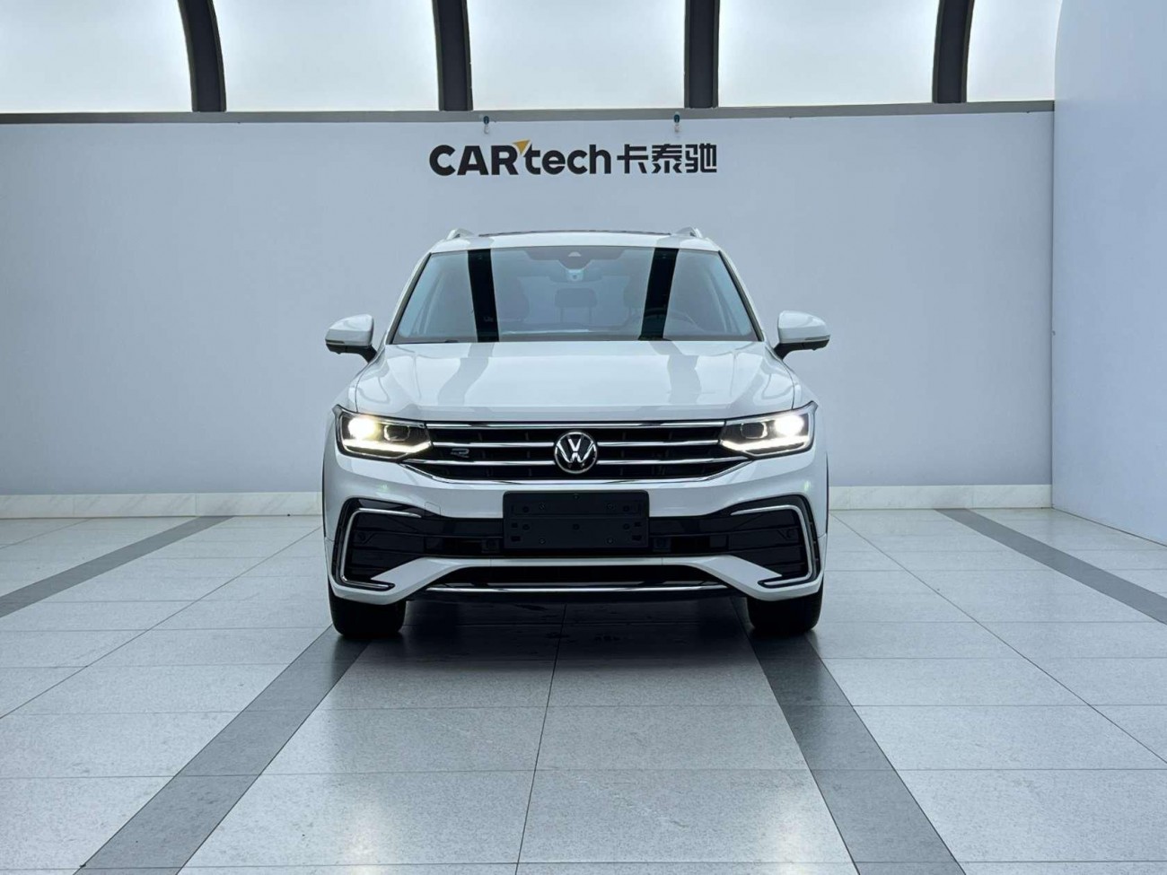 Volkswagen Tiguan L 2023