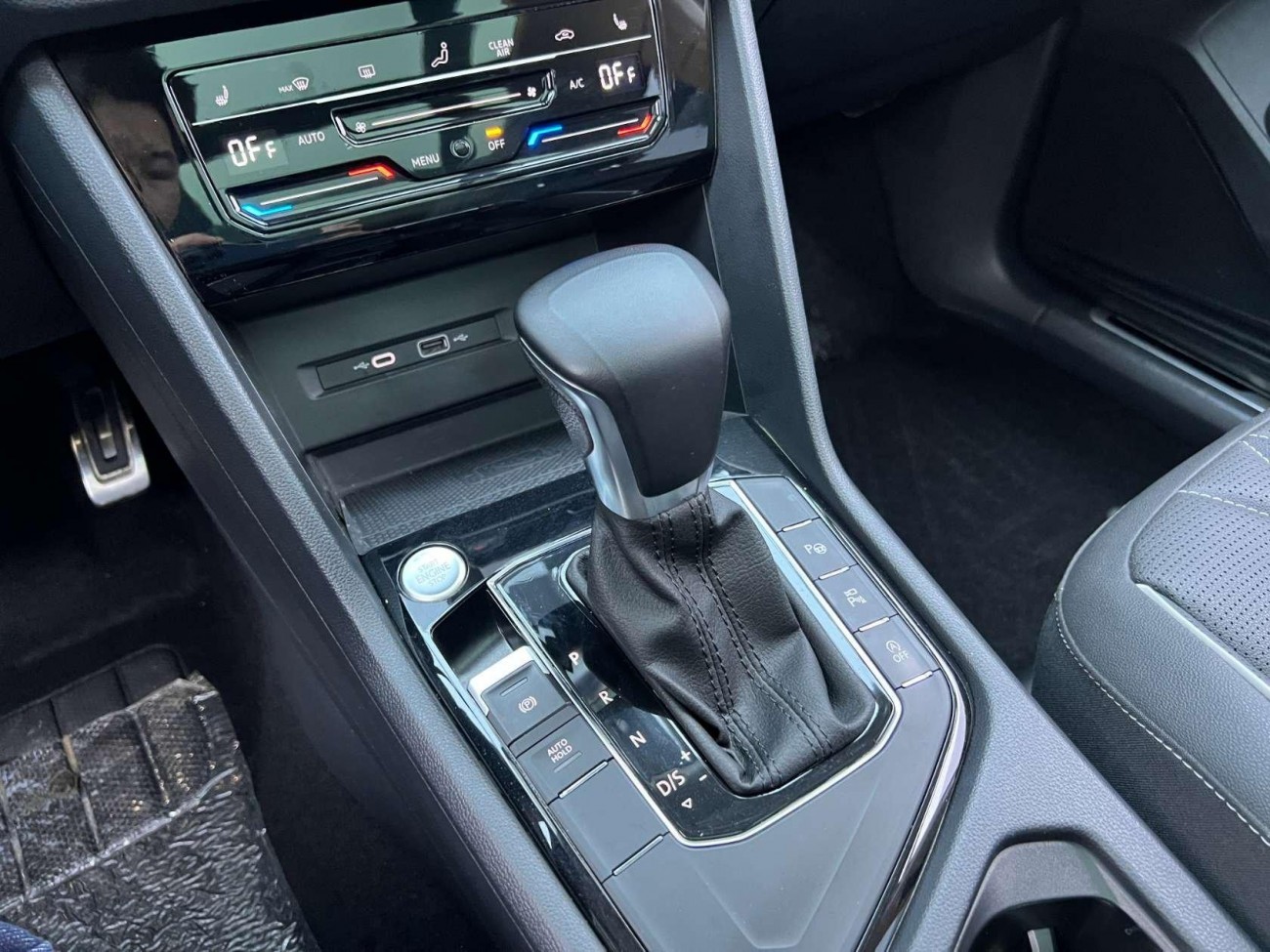 Volkswagen Tiguan L 2023