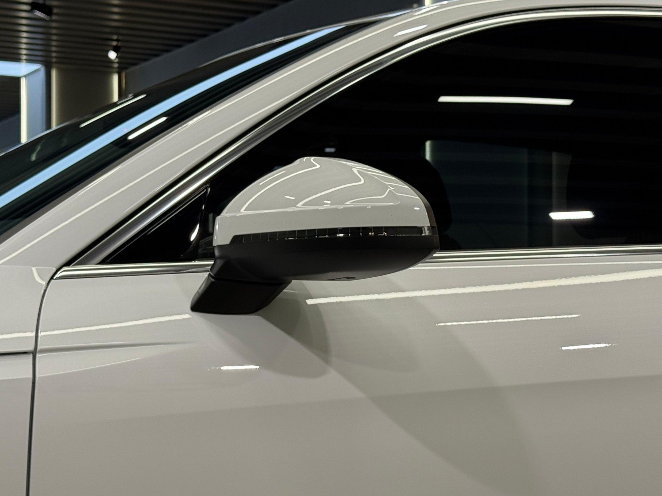 Audi A4L 40 TFSI 2023