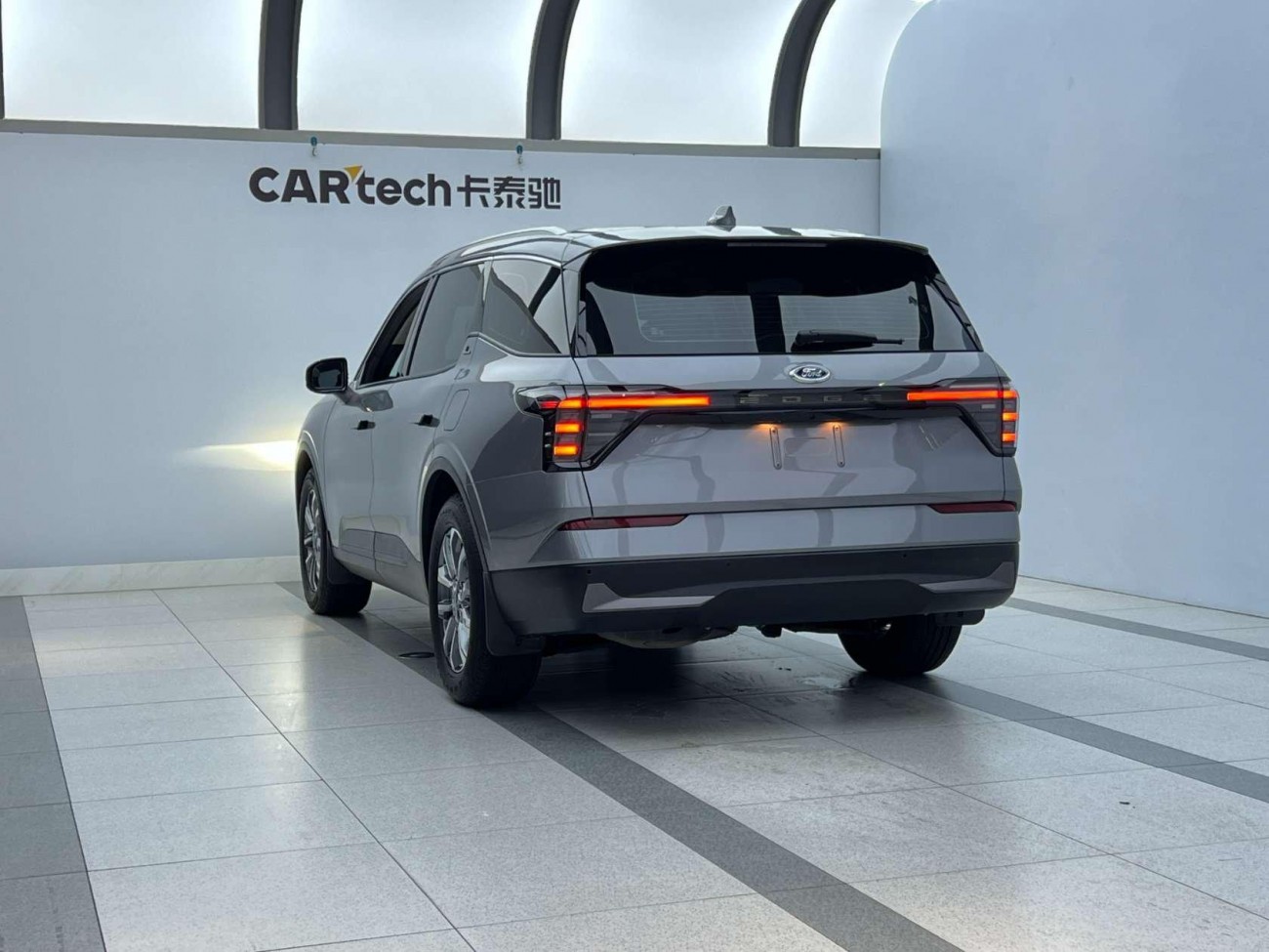 Ford Edge 2024