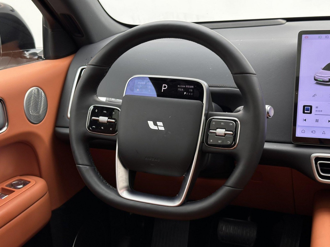 Li Auto L6 2024