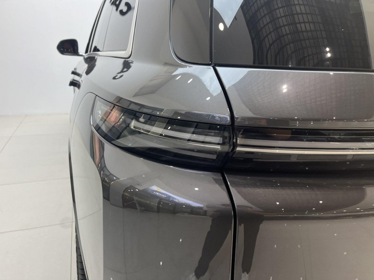 Li Auto L8 2025