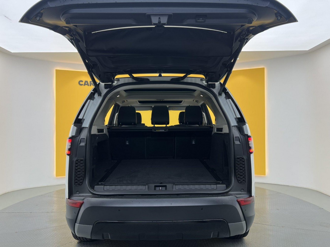 Land Rover Discovery 2018