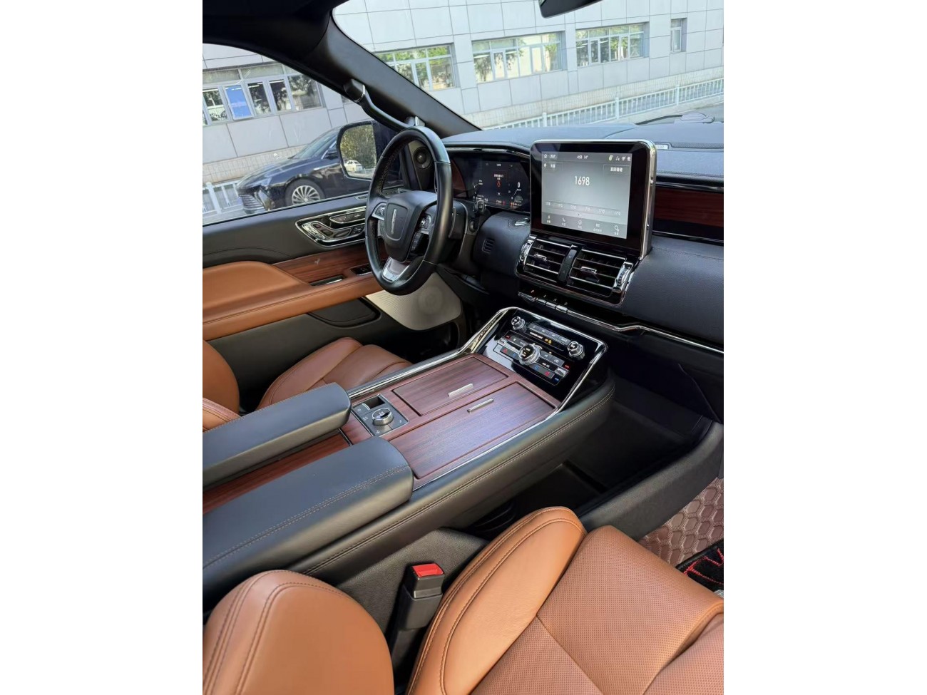 Lincoln Navigator 2021