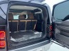 Land Rover Defender 2024