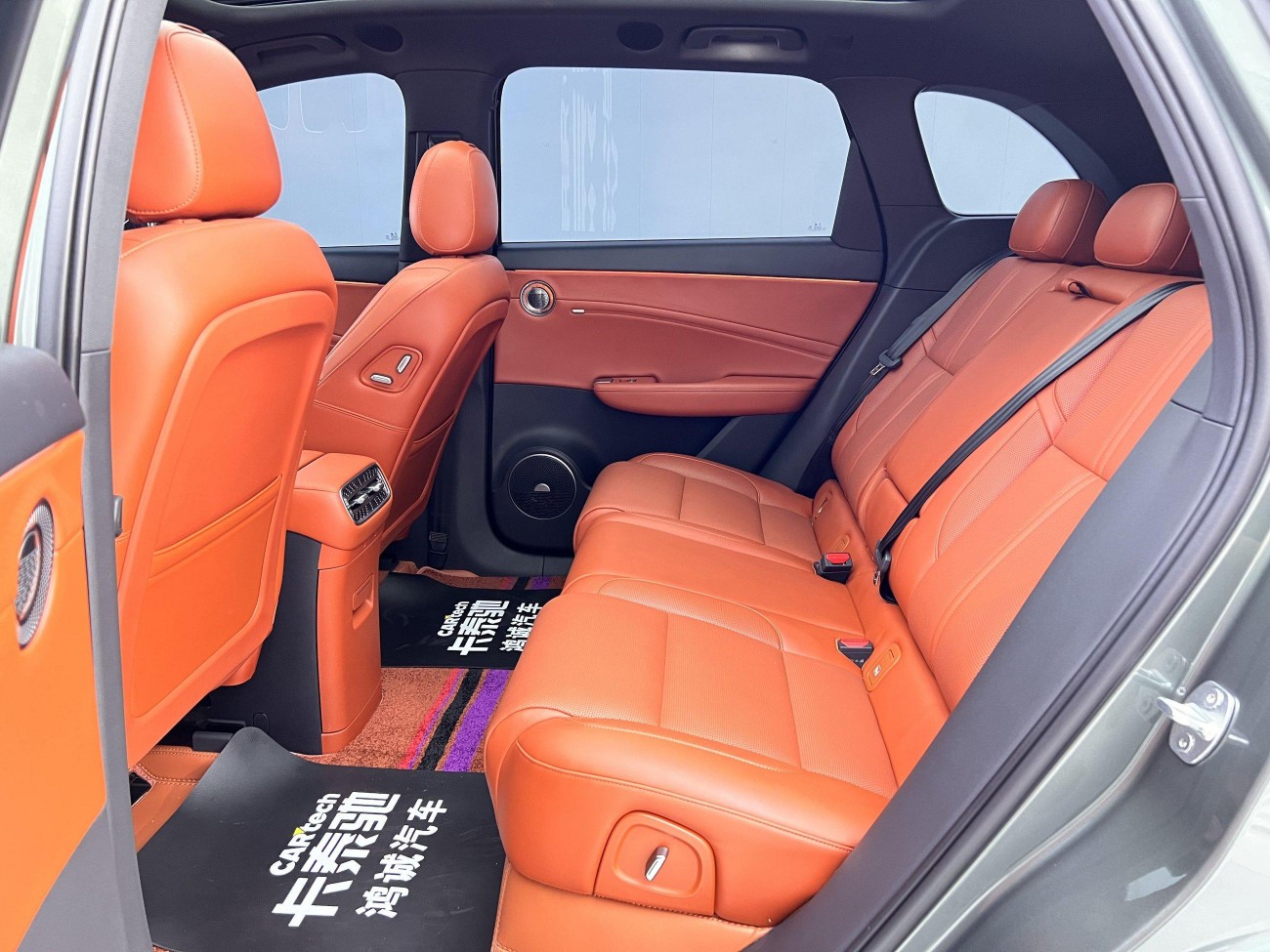 Hongqi HS6 2026
