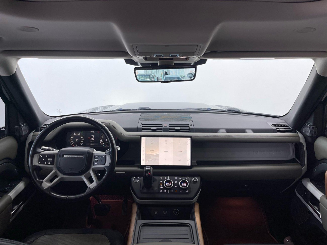 Land Rover Defender 2021