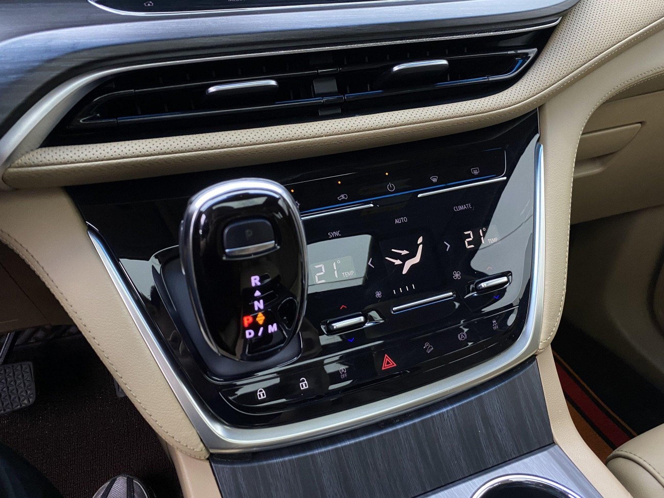 Buick GL8 2021