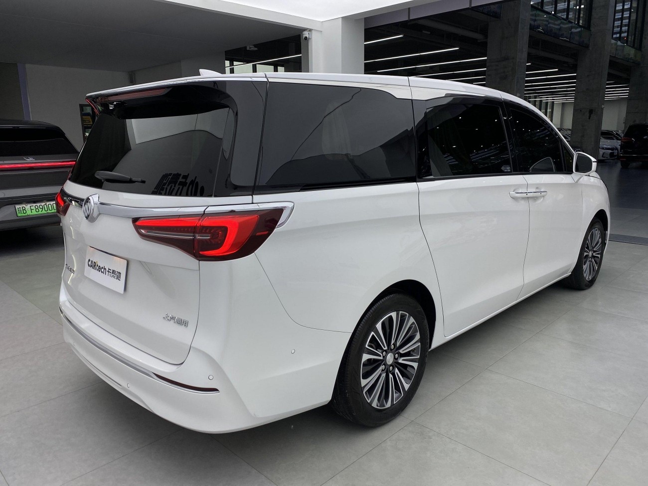 Buick GL8 2021