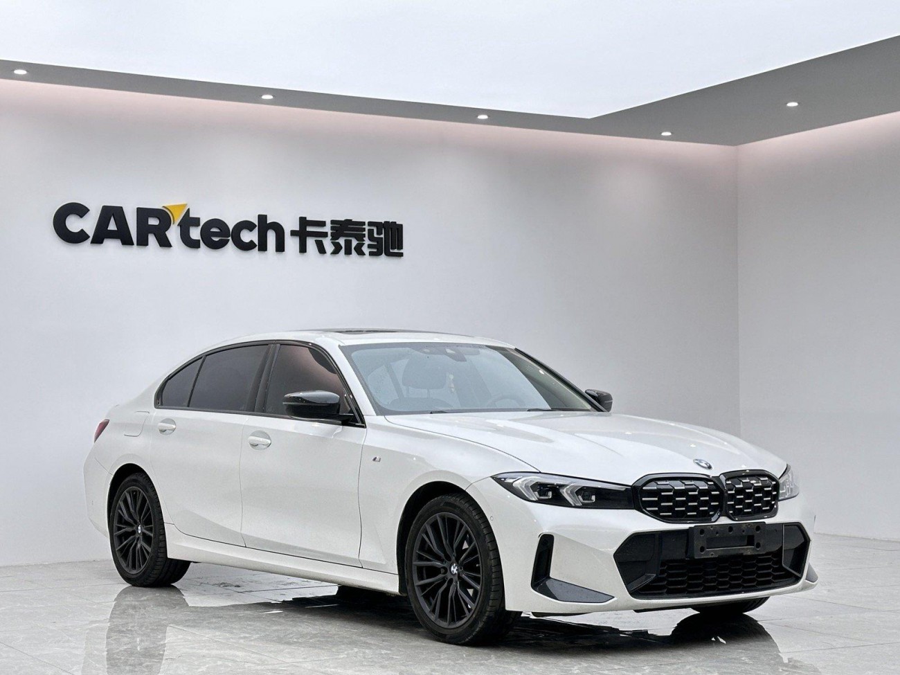 BMW 325Li 2023
