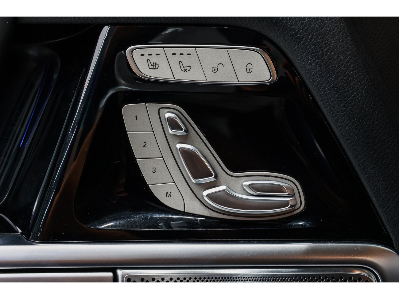 Mercedes-Benz G 500 2023