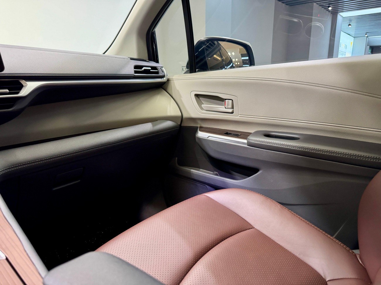 Toyota Sienna 2023