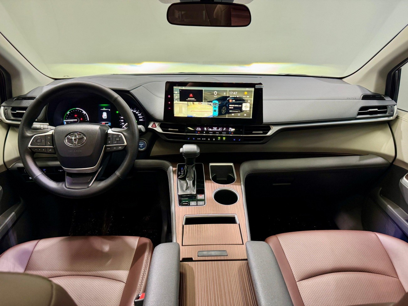 Toyota Sienna 2023