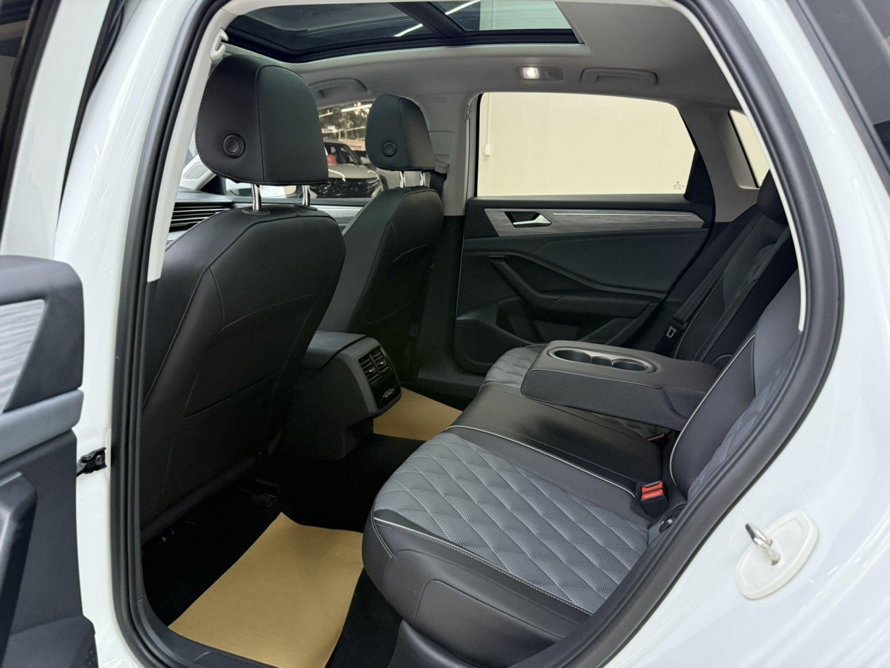 Volkswagen Sagitar 2025