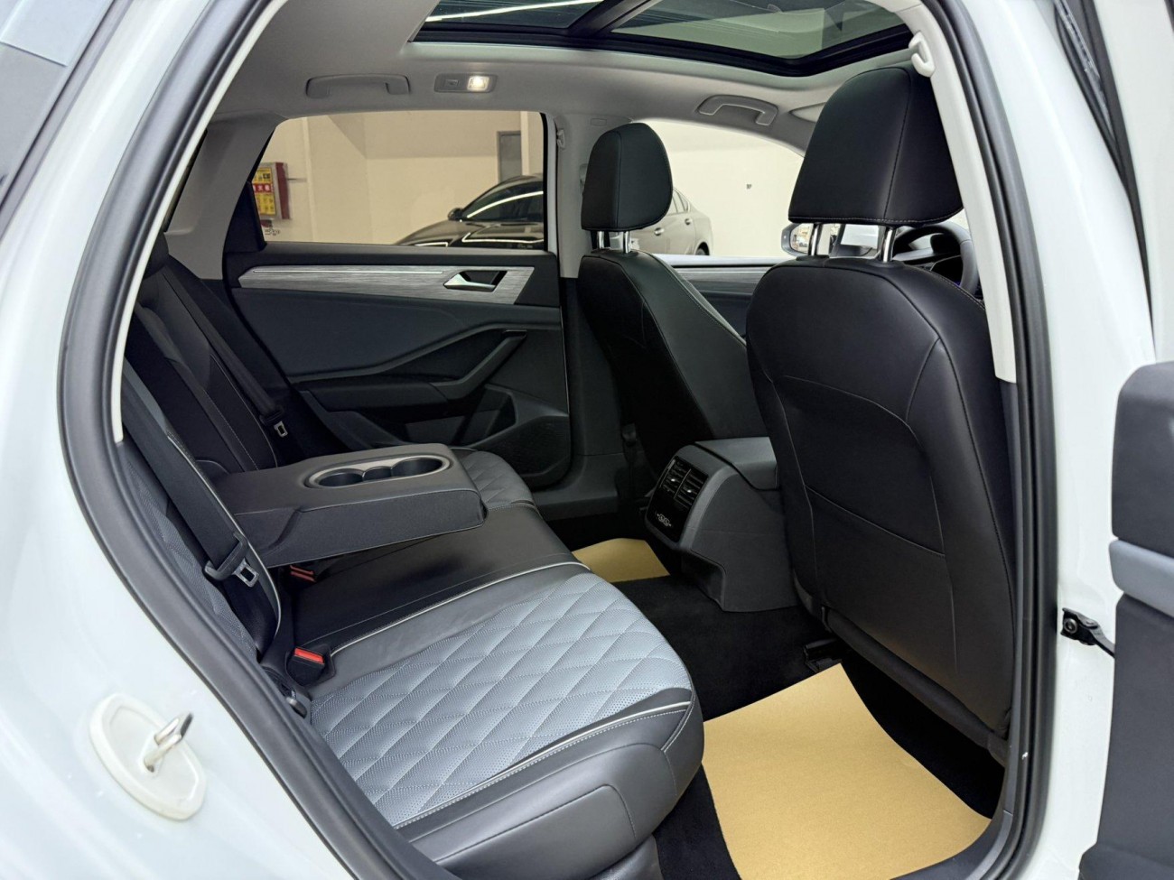 Volkswagen Sagitar 2025