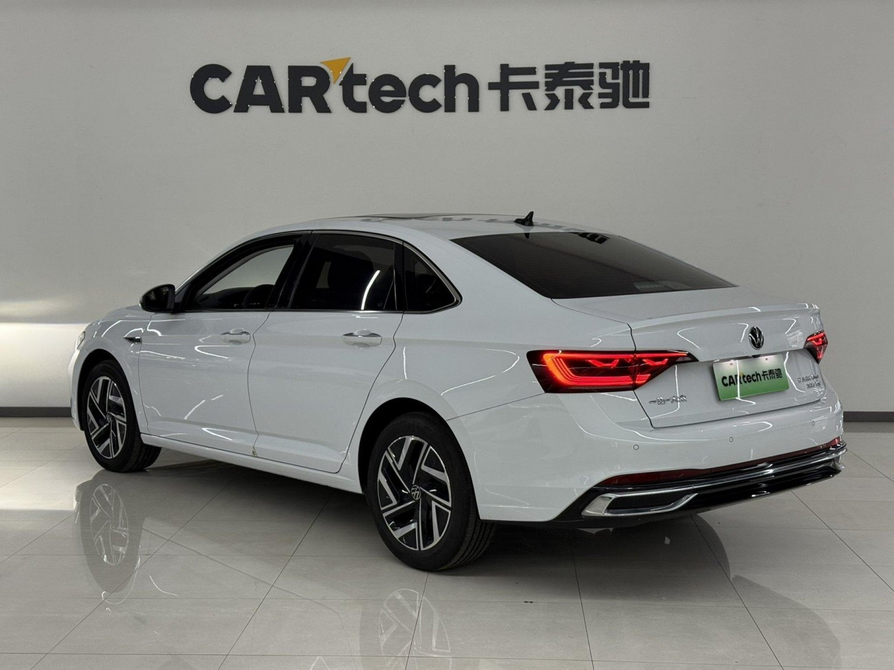 Volkswagen Sagitar 2025