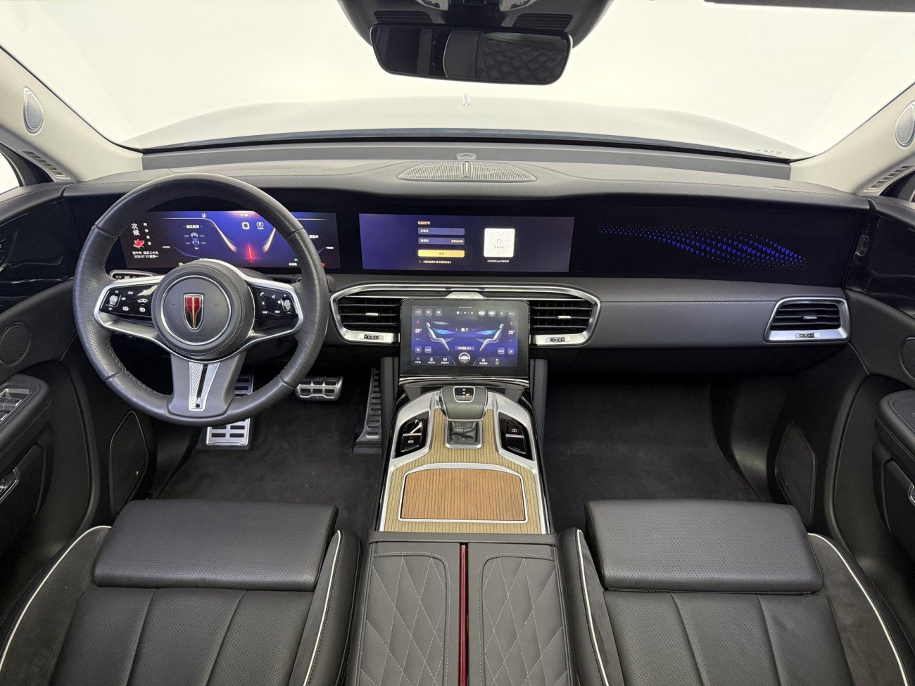 Hongqi E-HS9 2023
