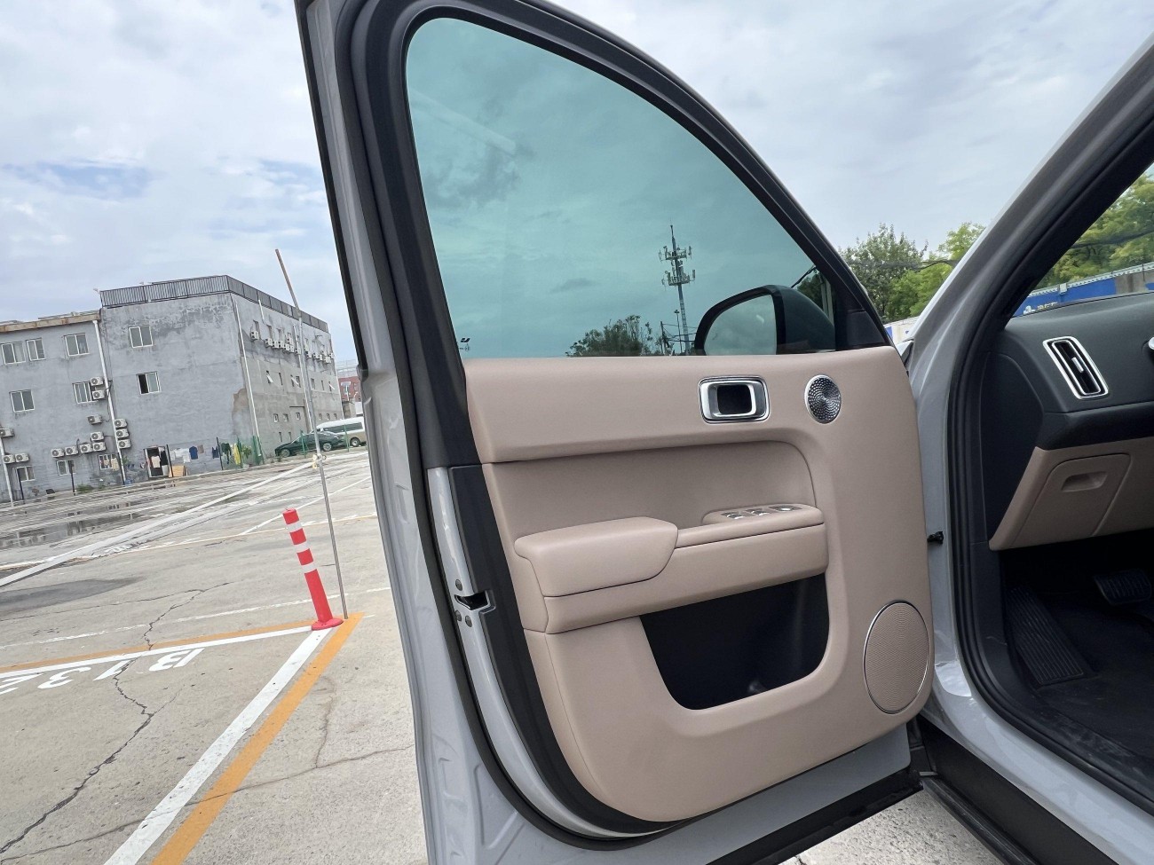 Li Auto L9 2025