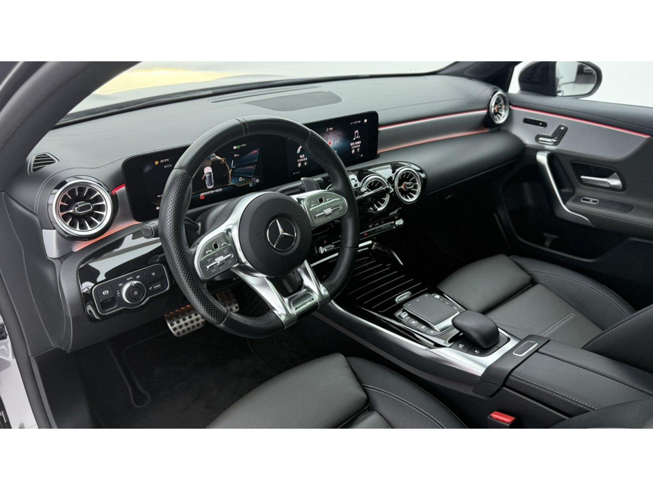 Mercedes-Benz A 35 4MATIC 2021