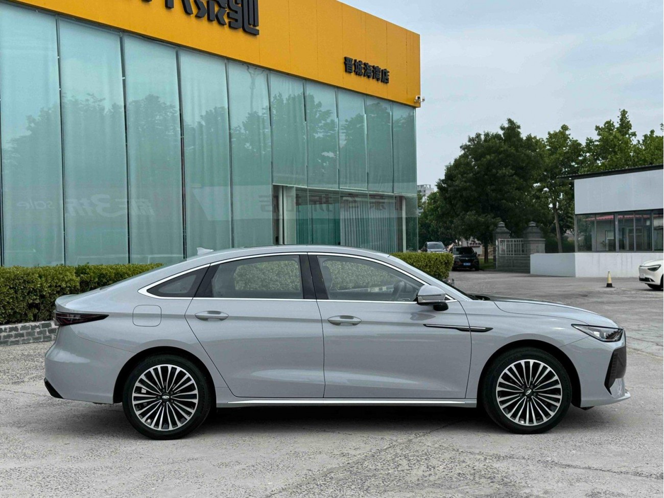 Chery A8L 2024