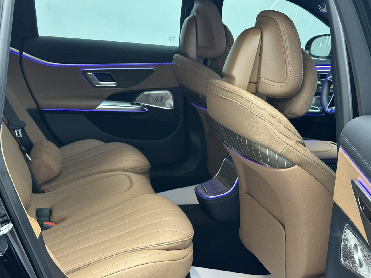 Mercedes-Benz E 300 L 2025