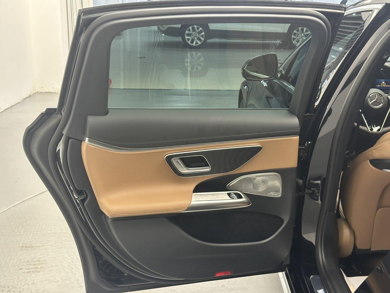 Mercedes-Benz E 260 L 2026