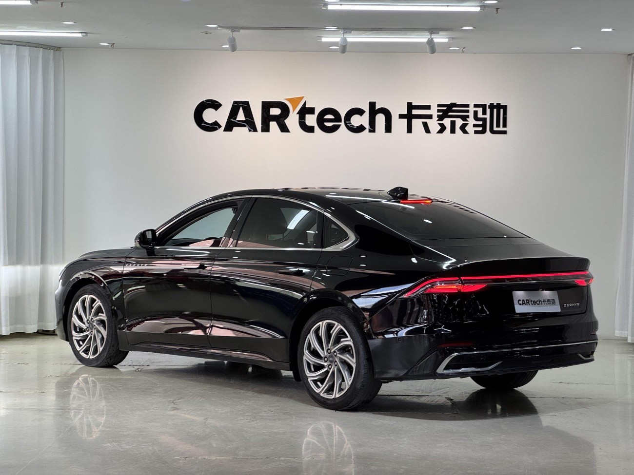 Lincoln Z 2022
