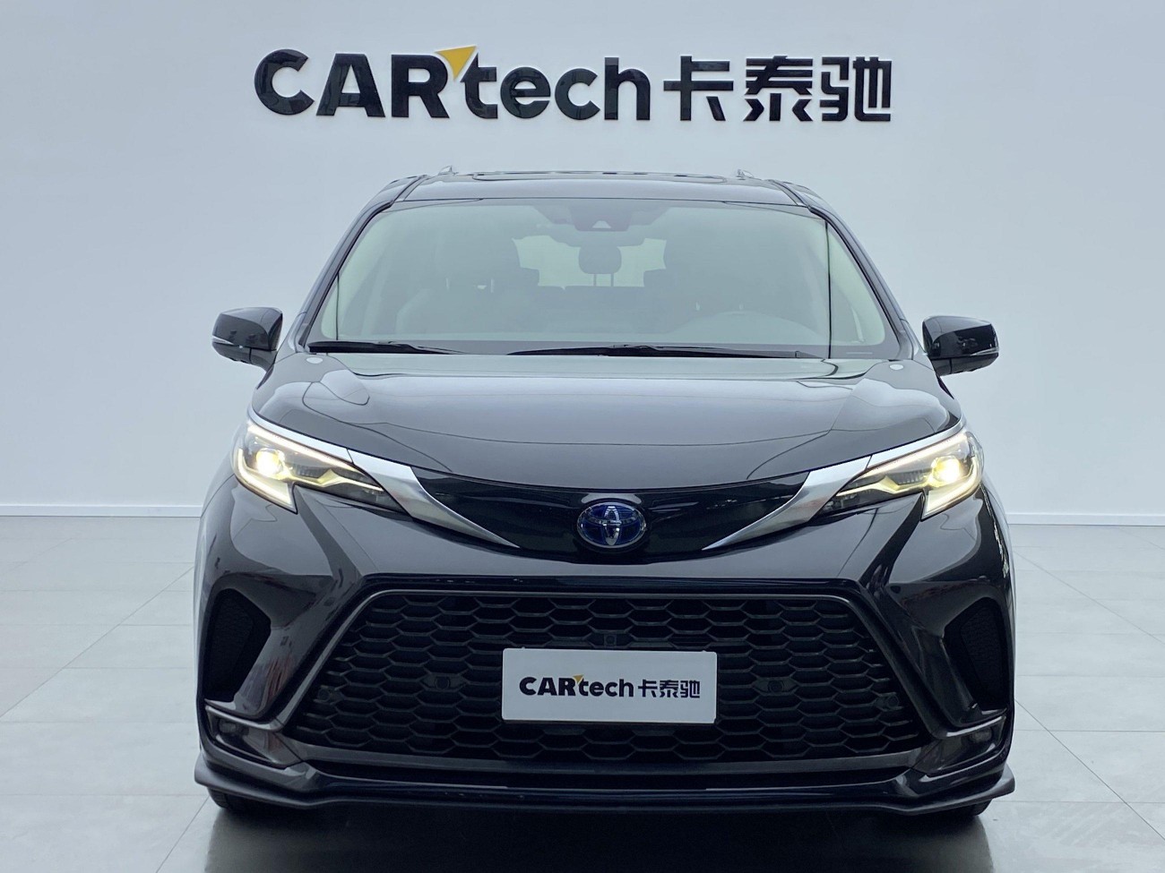 Toyota Granvia 2024