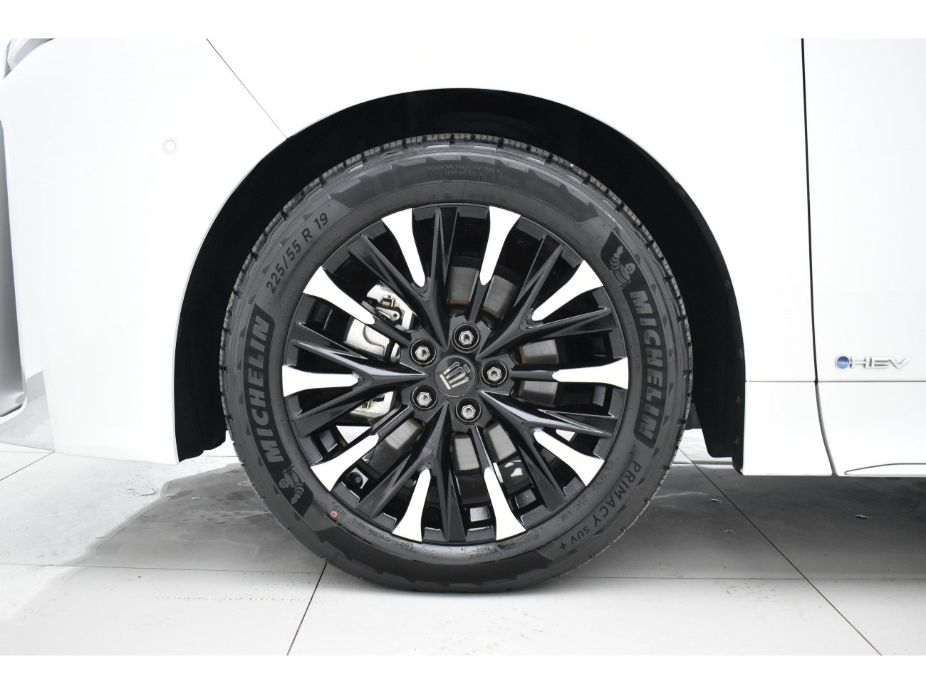 Toyota Vellfire 2024