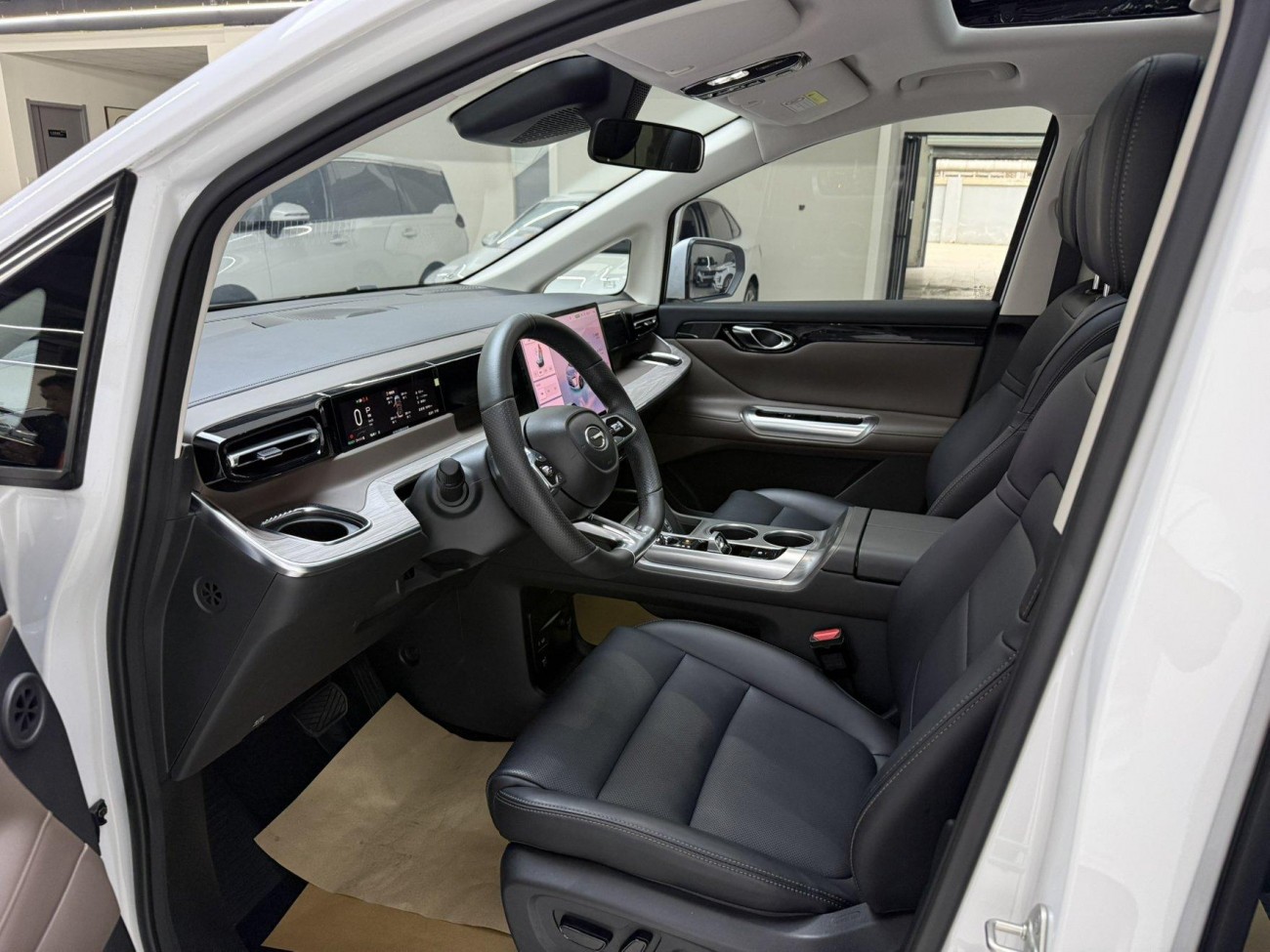 Trumpchi E8 2024