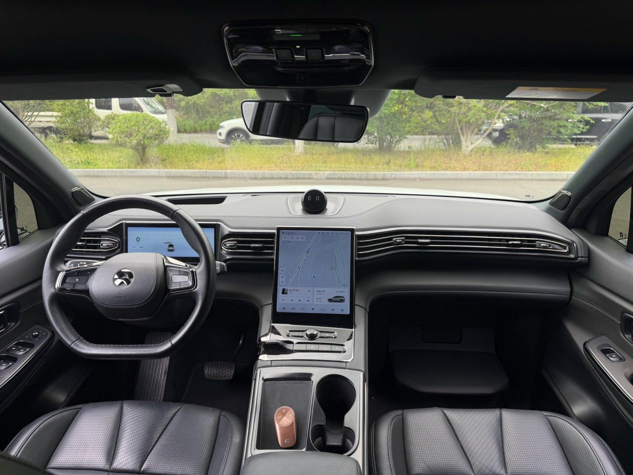 NIO ES8 2020