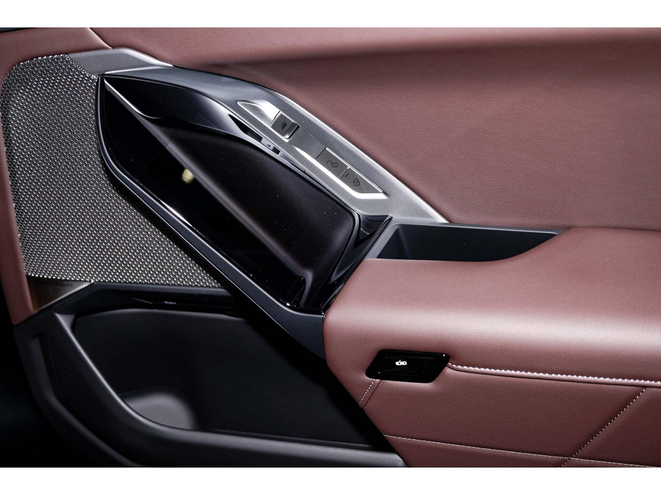BMW 735Li 2025