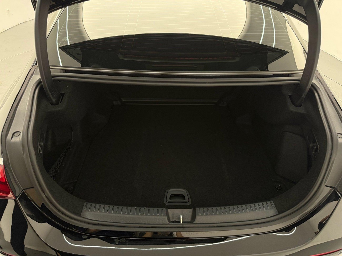 Mercedes-Benz E 300 L 2024