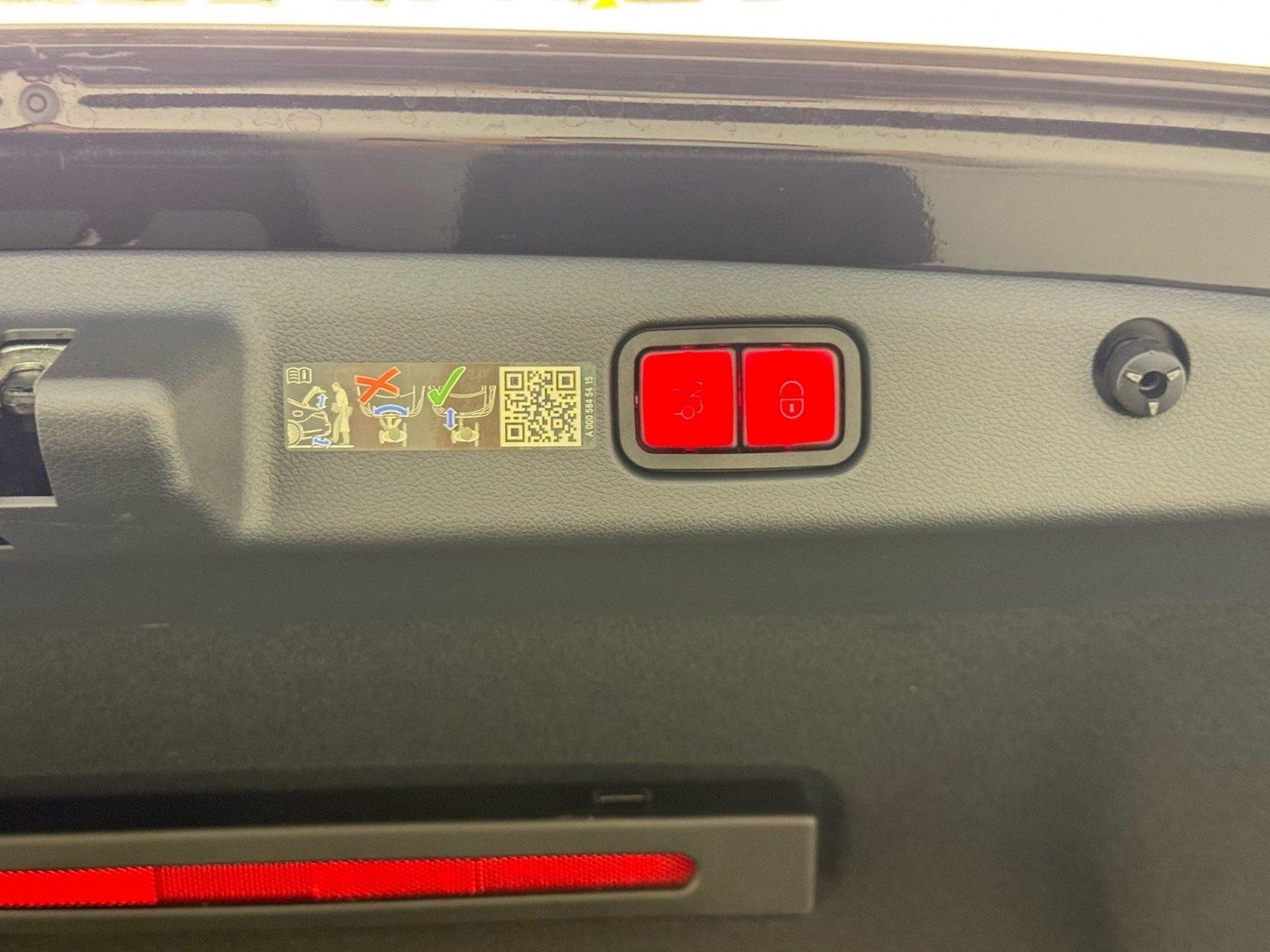 Mercedes-Benz E 300 L 2024
