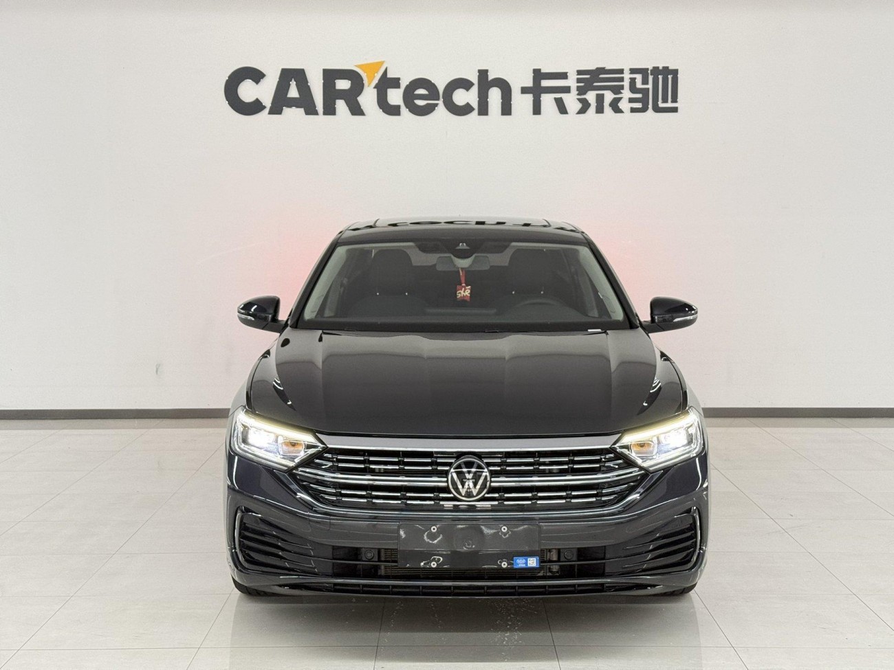 Volkswagen Sagitar 2025