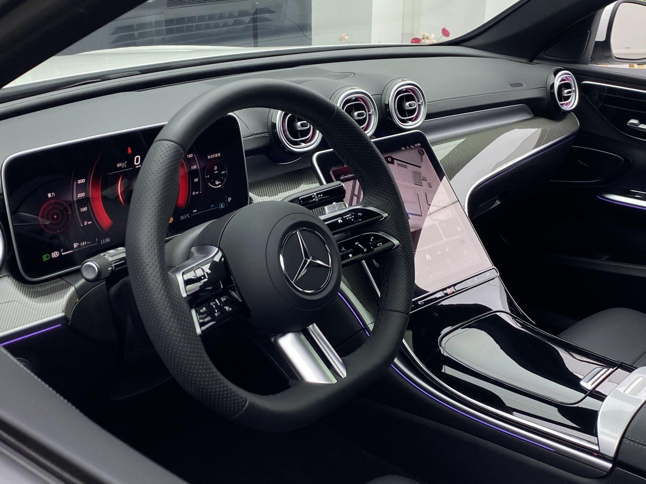 Mercedes-Benz C 260 L 2024